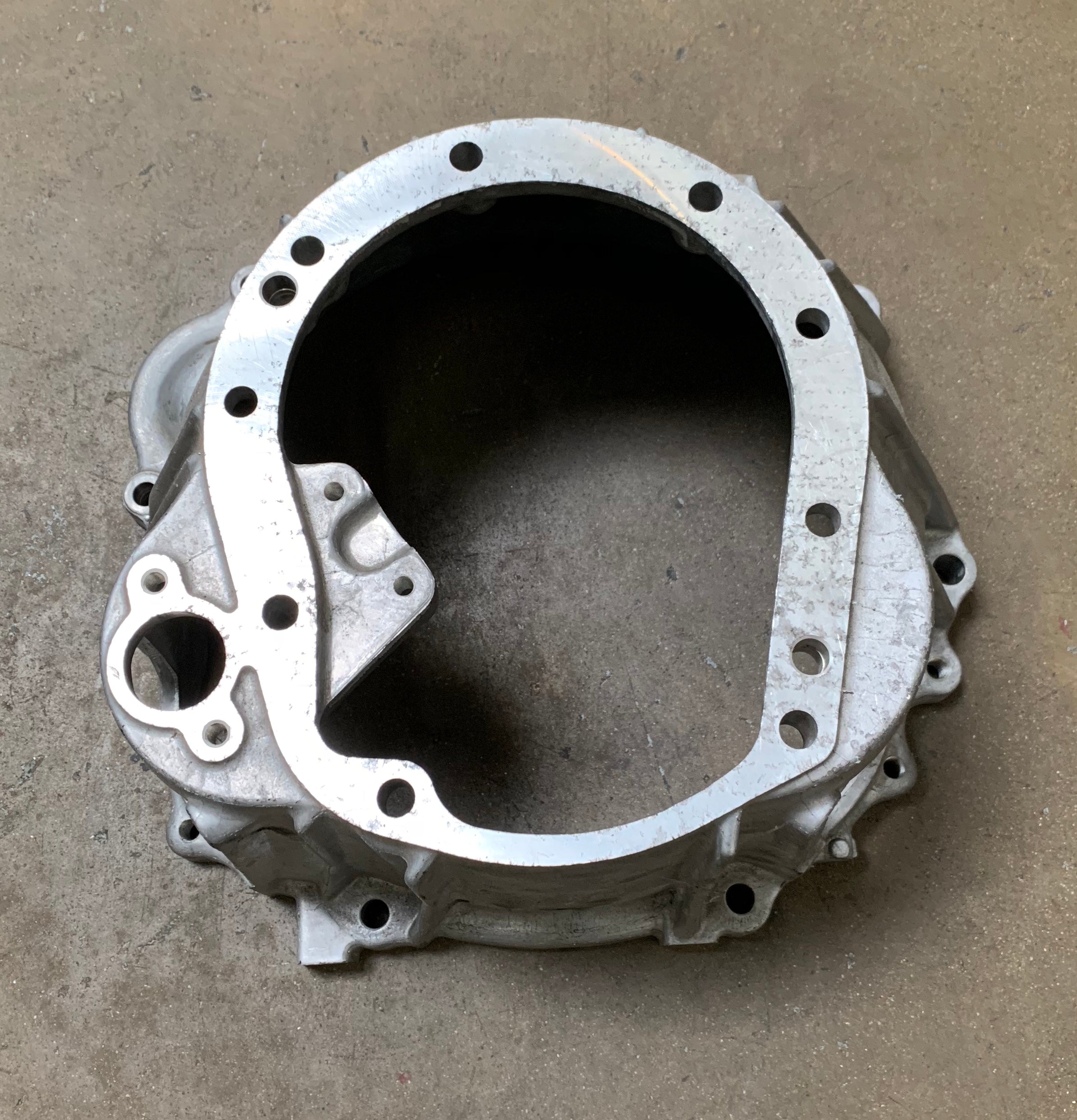OEM Toyota Lexus R154 1JZ 2JZ Bellhousing – Suspicious Garage